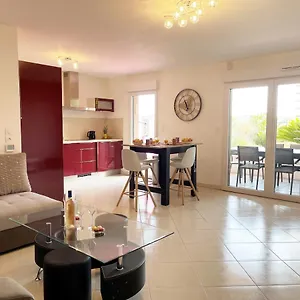Tres Bel -residence Avec Piscine Sur Le Toit Et Vue Panoramique Appartement Saint-Raphaël