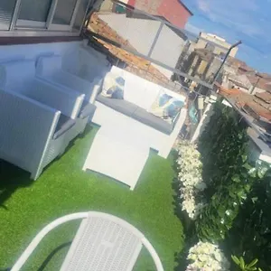 https://apt-garibaldi-apartament.catania-hotels.net