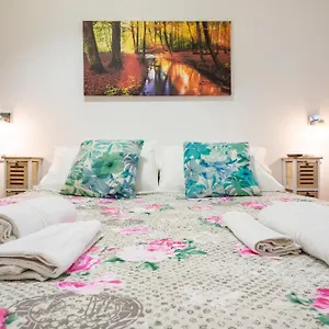 https://apt-la-casa-di-emy.it-romehotels.com